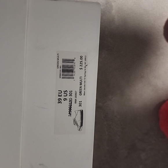 Marc Jacbos Purse and sneaker bundle. Willing to sell separately. - Picture 5 of 10